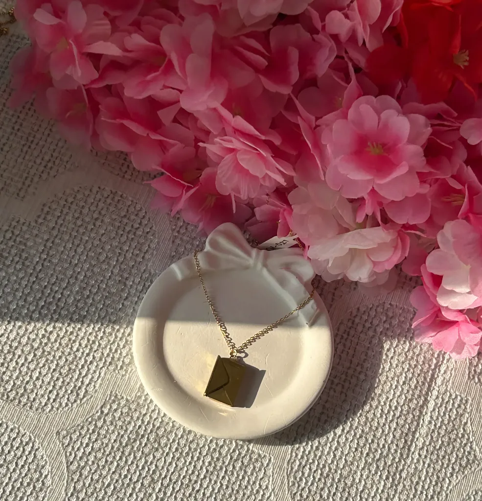 _Love Note_ Envelope Locket(2).webp