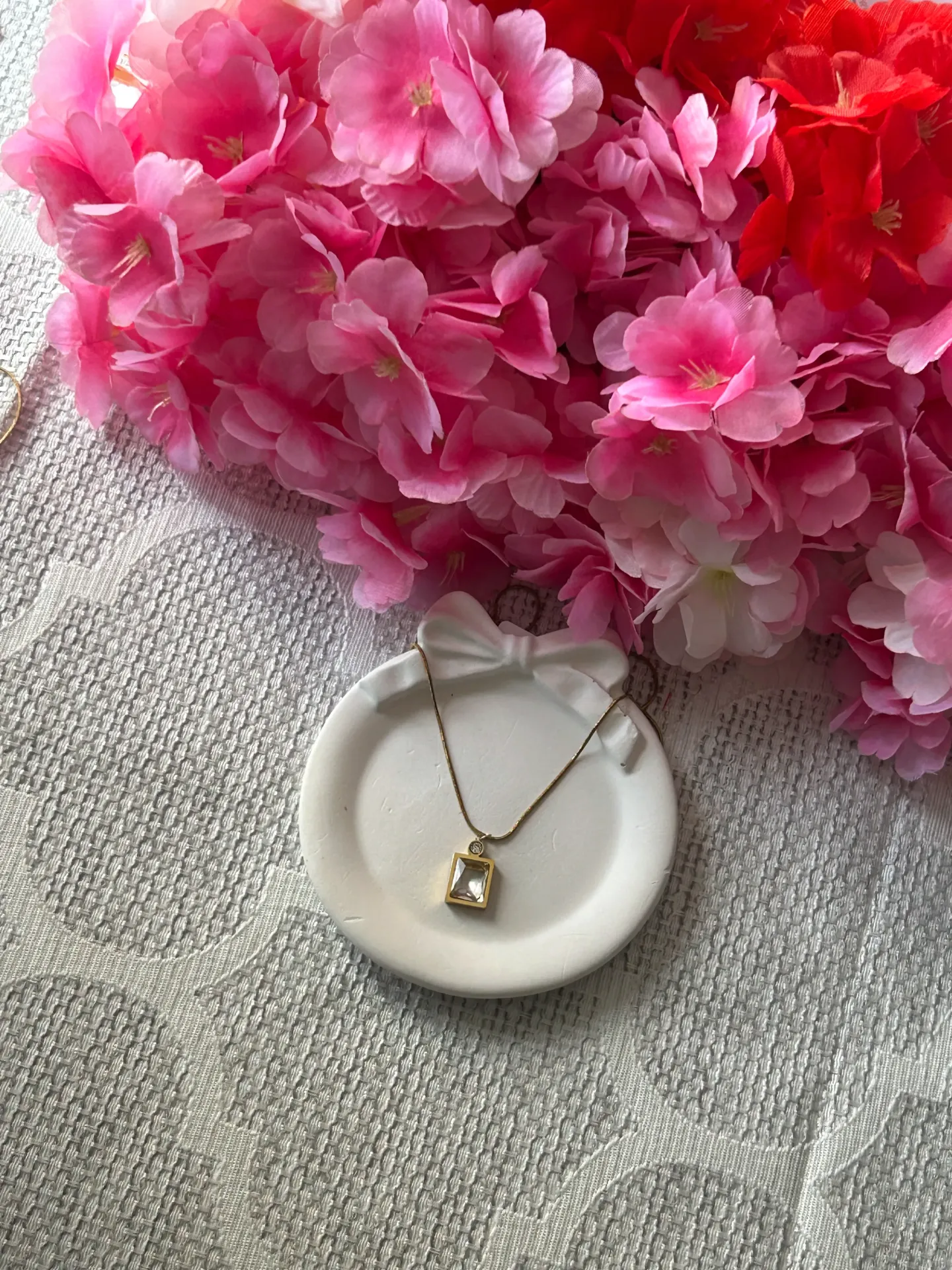 [CH-004] Noir Square Chain